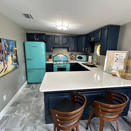 Stylish Bungalow Near Dining, Parks & Entertainment Jacksonville Exterior photo