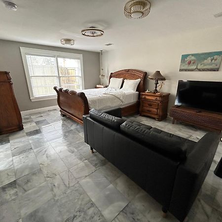 Stylish Bungalow Near Dining, Parks & Entertainment Jacksonville Exterior photo