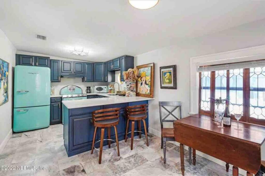 Stylish Bungalow Near Dining, Parks & Entertainment Jacksonville Exterior photo